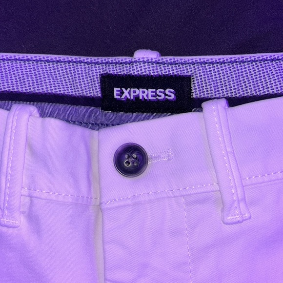 Express- White shorts - Picture 2 of 3